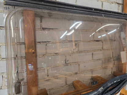 TEC Ausstellfenster 95cm x 50cm mit Fensterschiene Seitenfenster Wohnwagen