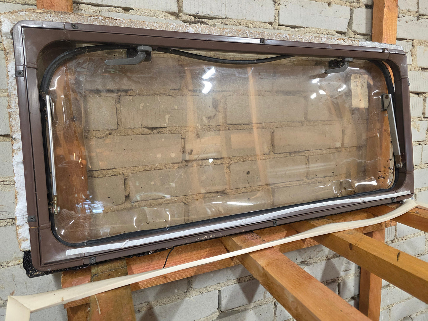 Tabbert 600 Ausstellfenster 90cm x 40cm Seitenfenster Wohnwagen