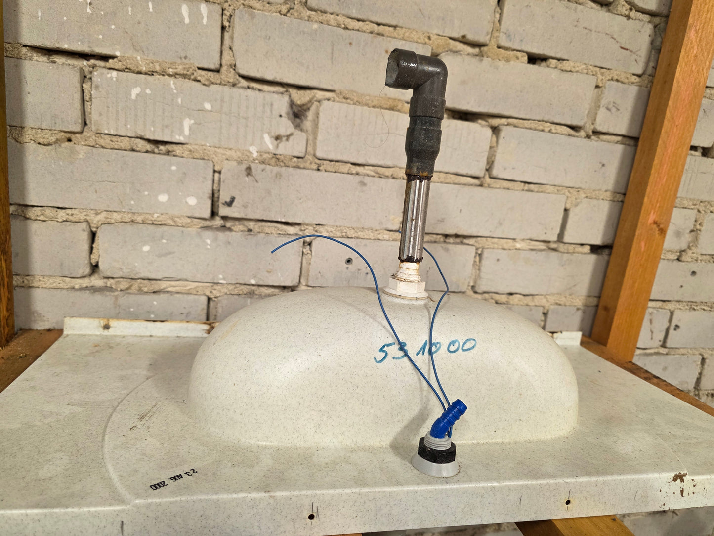 Waschbecken Kunststoff Weiß mit Amatur 68cm x 32cm Wohnwagen