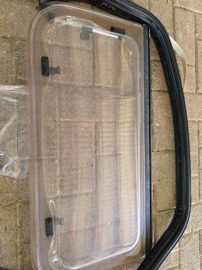 LMC 530P Ausstellfenster 75cm x 37cm Seitenfenster Wohnwagen