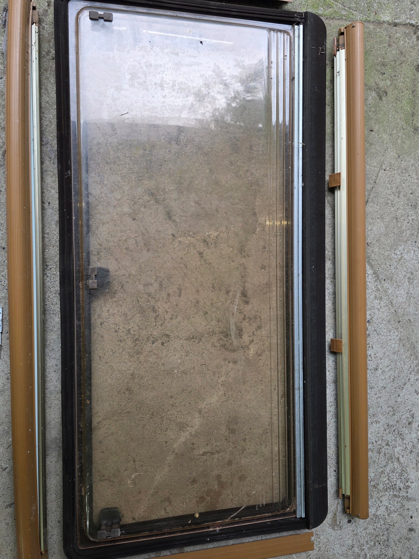 Hobby Prestige 680 110cm x 50cm Seitenfenster Aufstellfenster Fenster Wohnwagen Doppelverglast