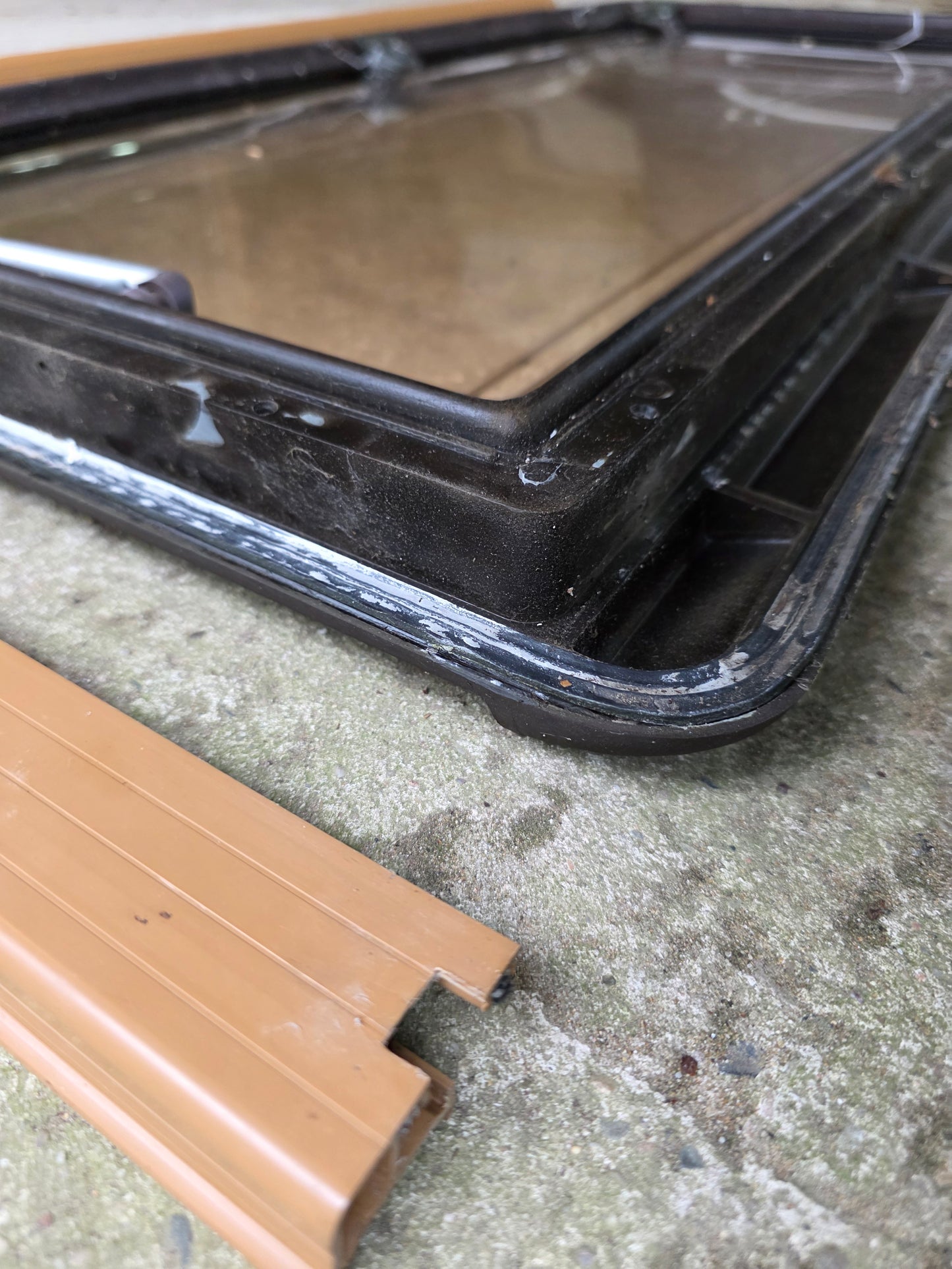 Hobby Prestige 680 110cm x 50cm Seitenfenster Aufstellfenster Fenster Wohnwagen Doppelverglast